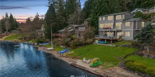 14 Inlet Circle