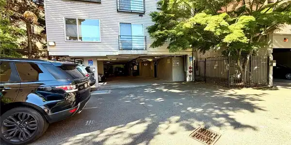 Image 4 Image 4
