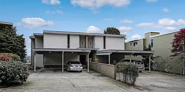 3604 26th W