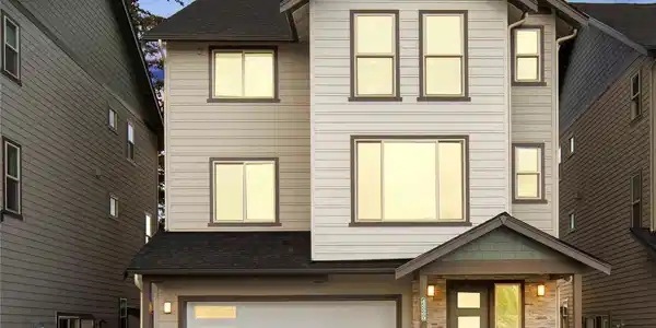 4325 137th SW