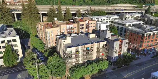 1550 Eastlake E