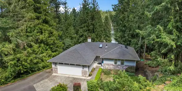 25813 Lake Wilderness SE