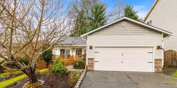 1411 114th SE