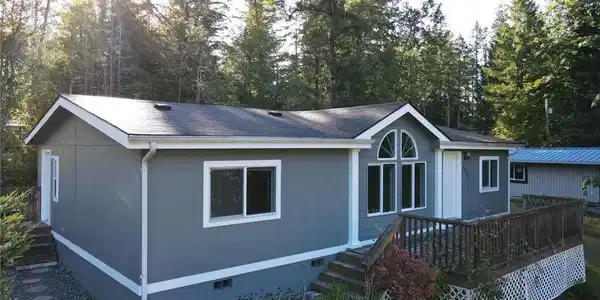 3013 Hemlock