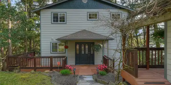 17237 Lakepoint SE