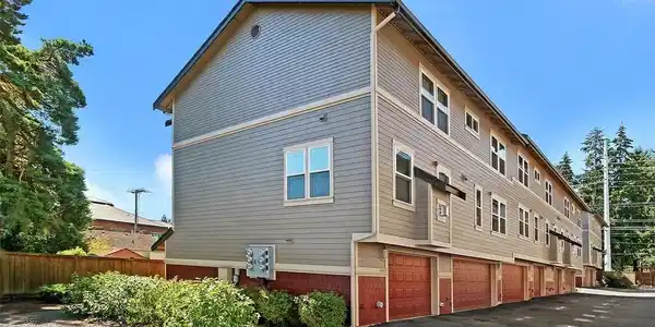 843 N 145th Lane