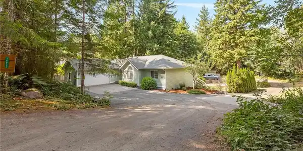 14023 Hawks Cove