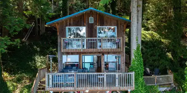 1222 Lake Whatcom