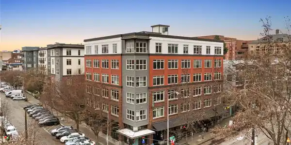 1610 Belmont