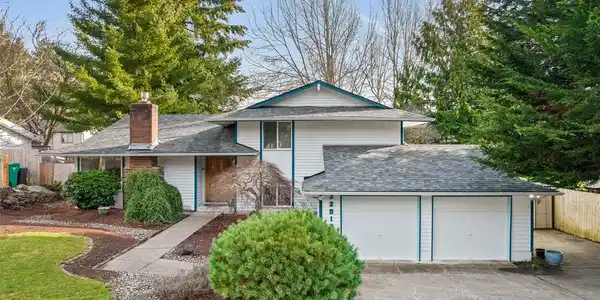 32018 42nd SW