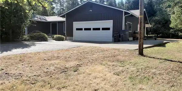280 E Shamrock Drive