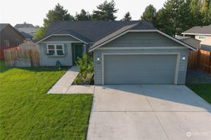 3600 Everett