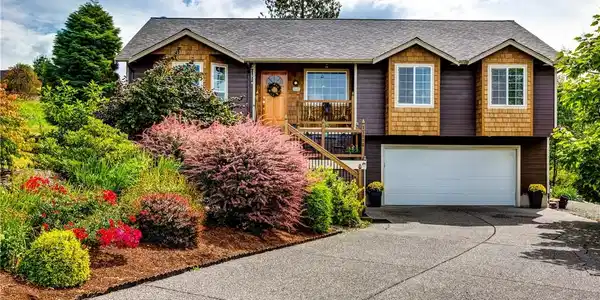 17116 Blackberry Court