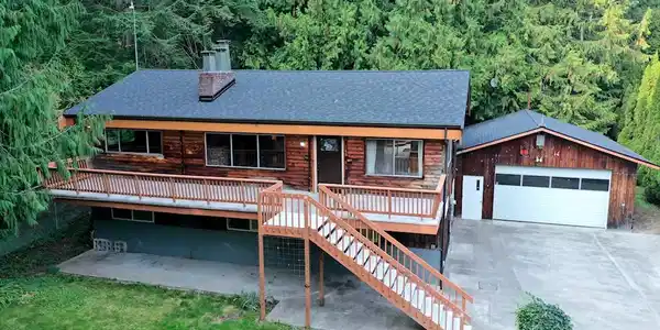 19134 SE 213th St