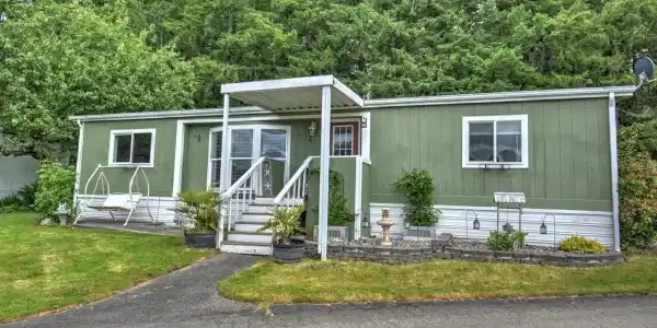 4045 49th SW