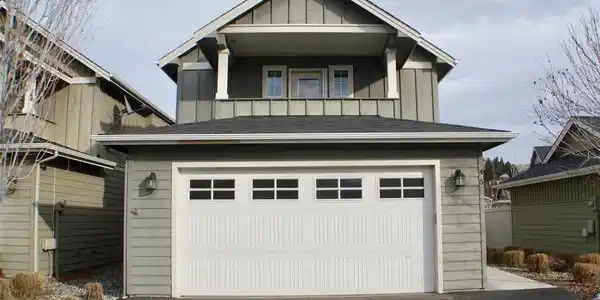2452 Columbia NW