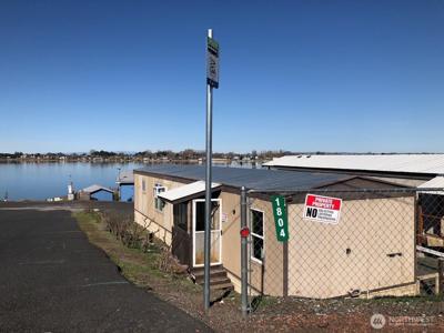 1804 Marina