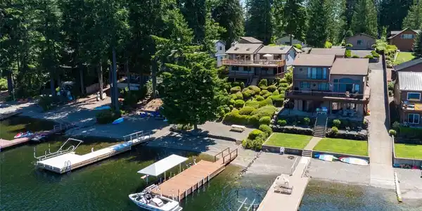 2521 Mason Lake E