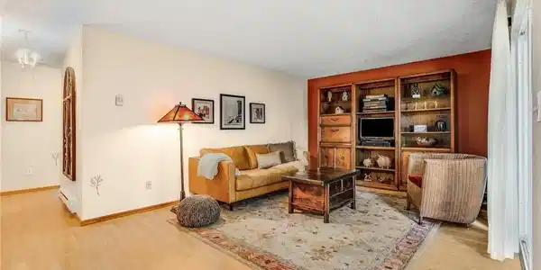 32121 46th Place SW