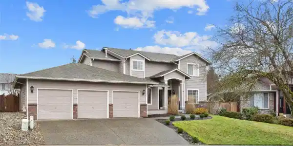 721 122nd CT NE
