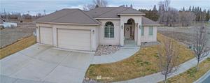3432 W Blue Heron Lane