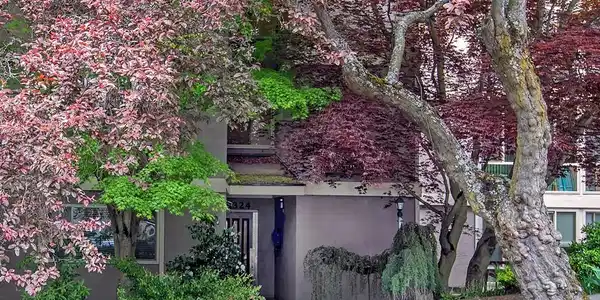 1324 Emerson