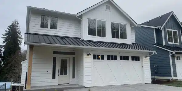 301 103rd SE