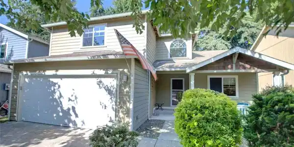 2800 Hidden Springs Loop SE