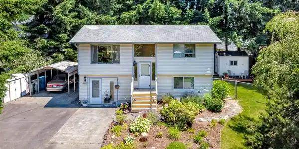 7010 183rd E