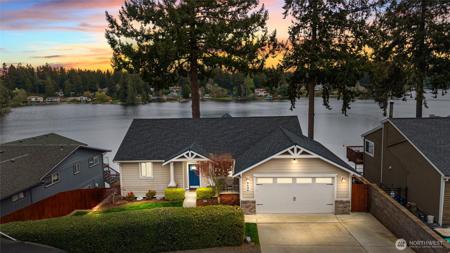 3538 Long Lake SE
