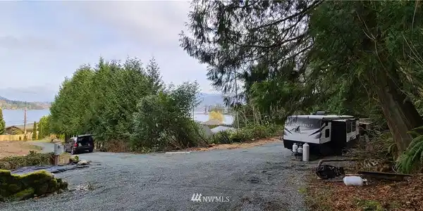 2053 Viewhaven