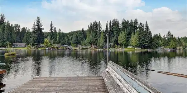 2616 S Lake Roesiger Road