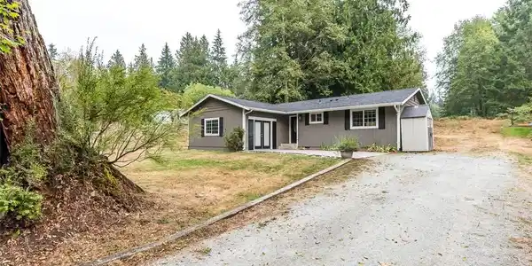 31515 78th Drive NW