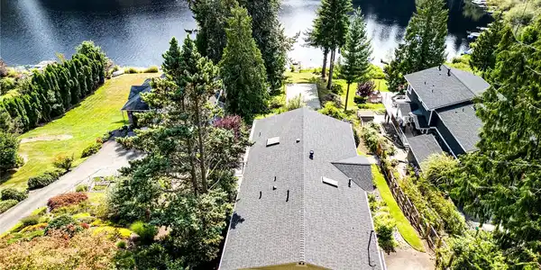 21426 Lost Lake