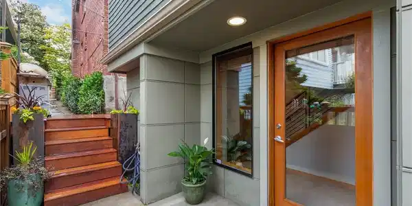 2423 N 75th Street