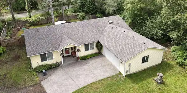 31 E Willchar Boulevard