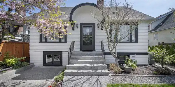 7004 Linden N