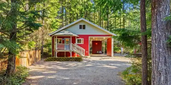 132 Kokanee Cove