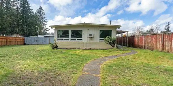 4707 Black Lake Belmore SW