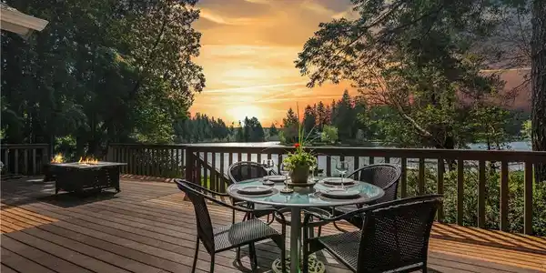 5760 E Mason Lake Drive W