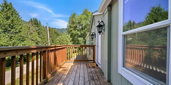 502 Hilltop