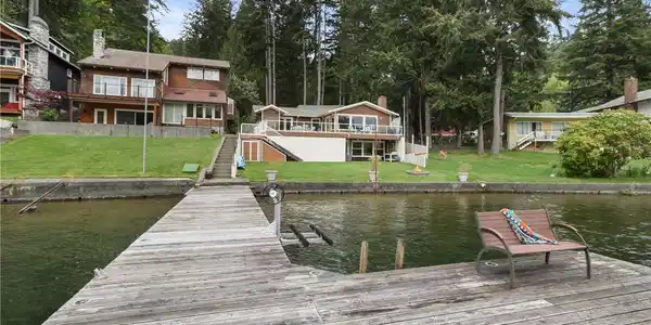1639 Summit Lake Shore Road NW