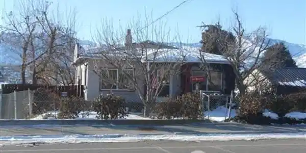 910 Baker