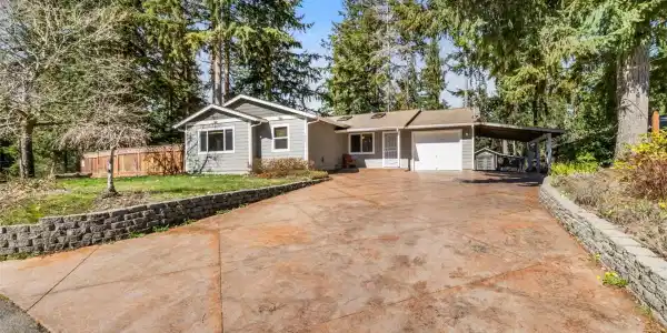 13882 Chinook NW