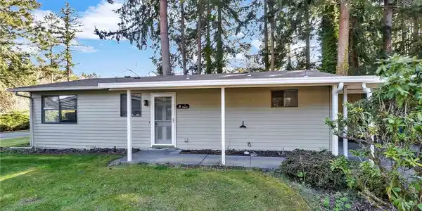 3300 Carpenter Road SE