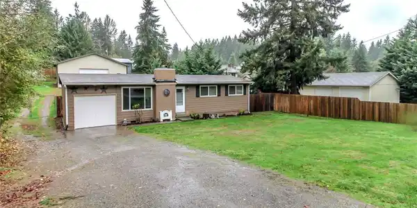 6515 193rd E