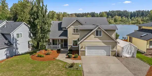 7312 Timberlake SE