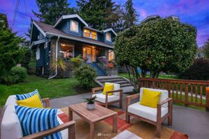 4015 1st NE