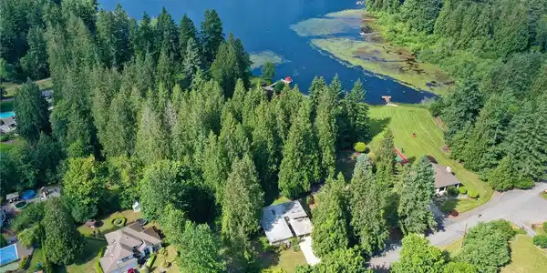 144 XX Lake Kathleen SE