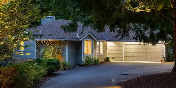 7823 67th NW